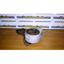 VOLVO S40 - Taco silentblock soporte caja de cambio 30814380