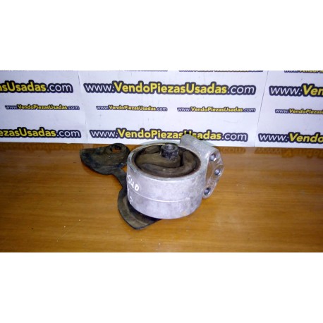 VOLVO S40 - Taco silentblock soporte caja de cambio 30814380