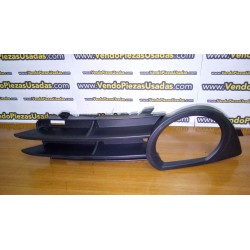 AUDI A3 8P - Rejilla anitnieblas niebla DERECHA 8P4807682B 003-17-452