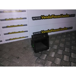 AUDI A3 8P - HUECO CONSOLA CENTRAL TRASERA REPOSABRAZOS 8P0863351P