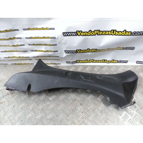 1P0867765G PLASTICO NEGRO TRASERO IZQUIERDO SEAT LEON 2 2006