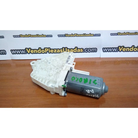 SCIROCCO- base y motor elevalunas delantero derecho 1Q0959702H